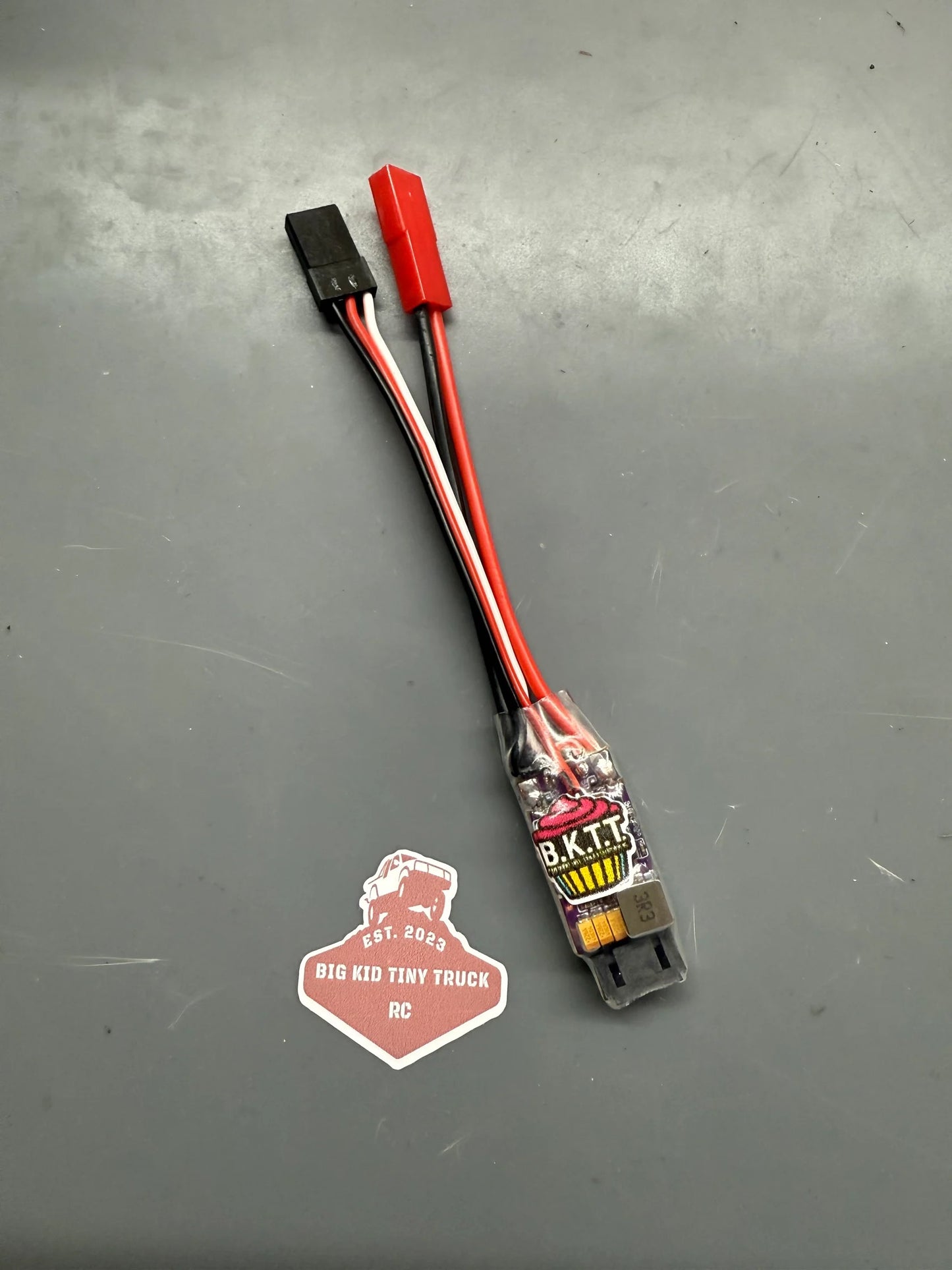 ESCape32 BKTT cupcake 25a ESC with 5A BEC! 1/24- 1/18 scale (will require the WiFi linker for tuning - one time purchase) supports 2-6s (5s - 6s requires external capacitor)